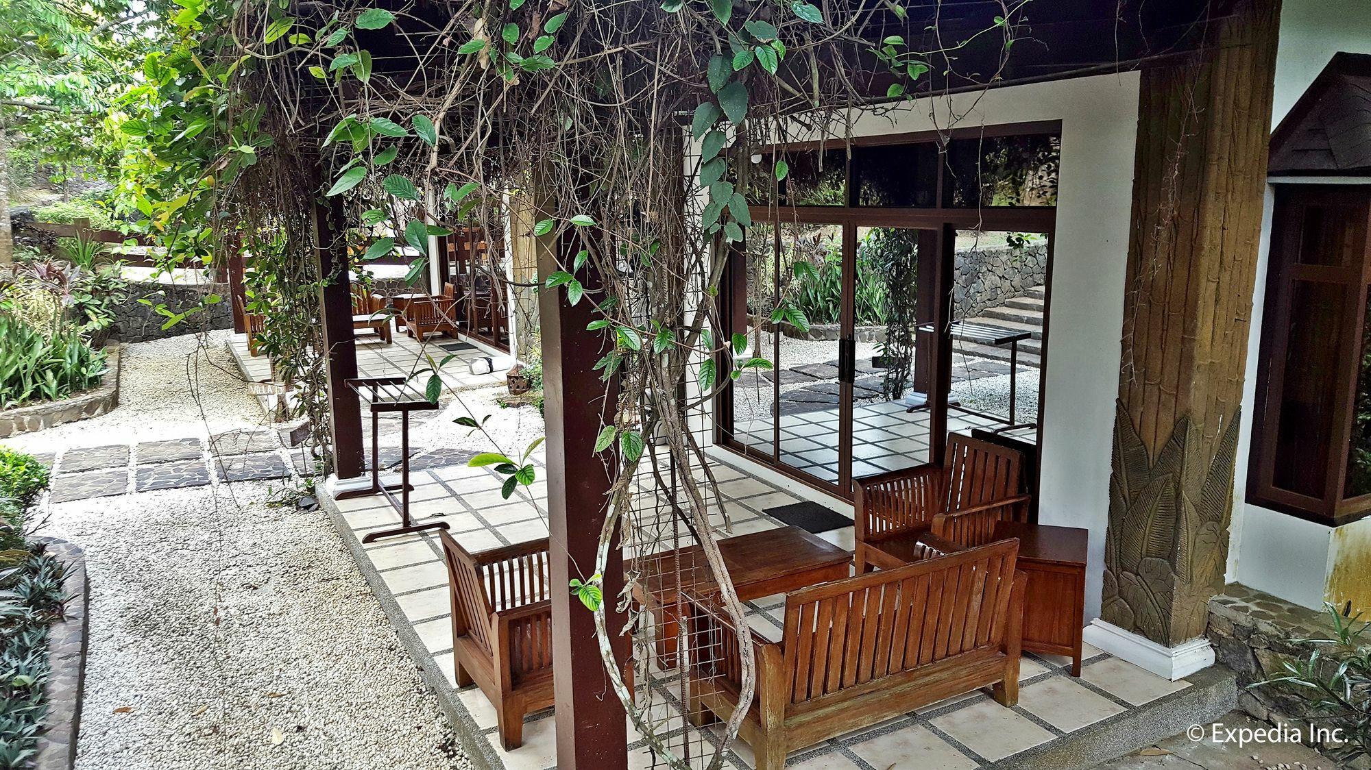 Cintai Corito'S Garden Villa Batangas Exterior photo